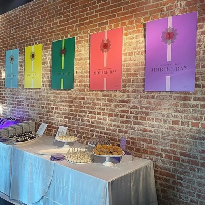 Custom interior banners Photo
